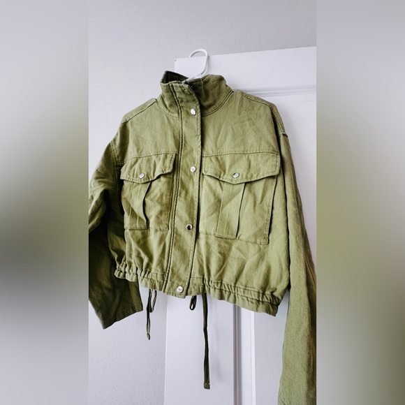 Vigoss Utility Jacket in Olive - Picture 3 of 8